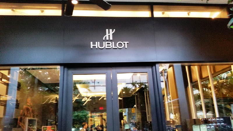 service-1 hublot1